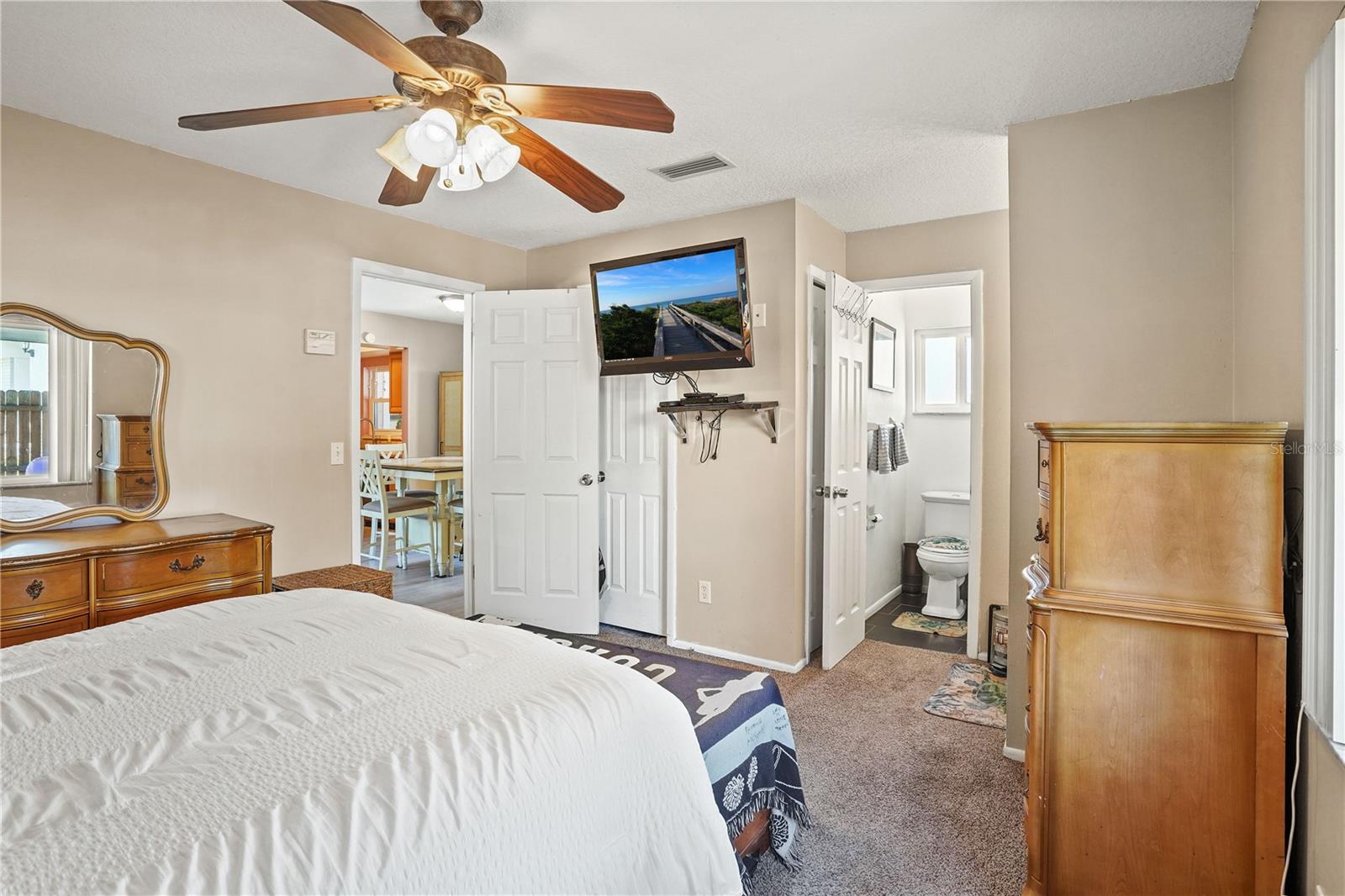 Image 20 of 39 For 109 Woodfield Court