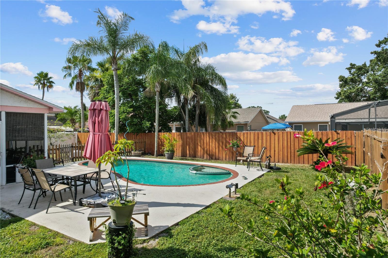Image 33 of 39 For 109 Woodfield Court