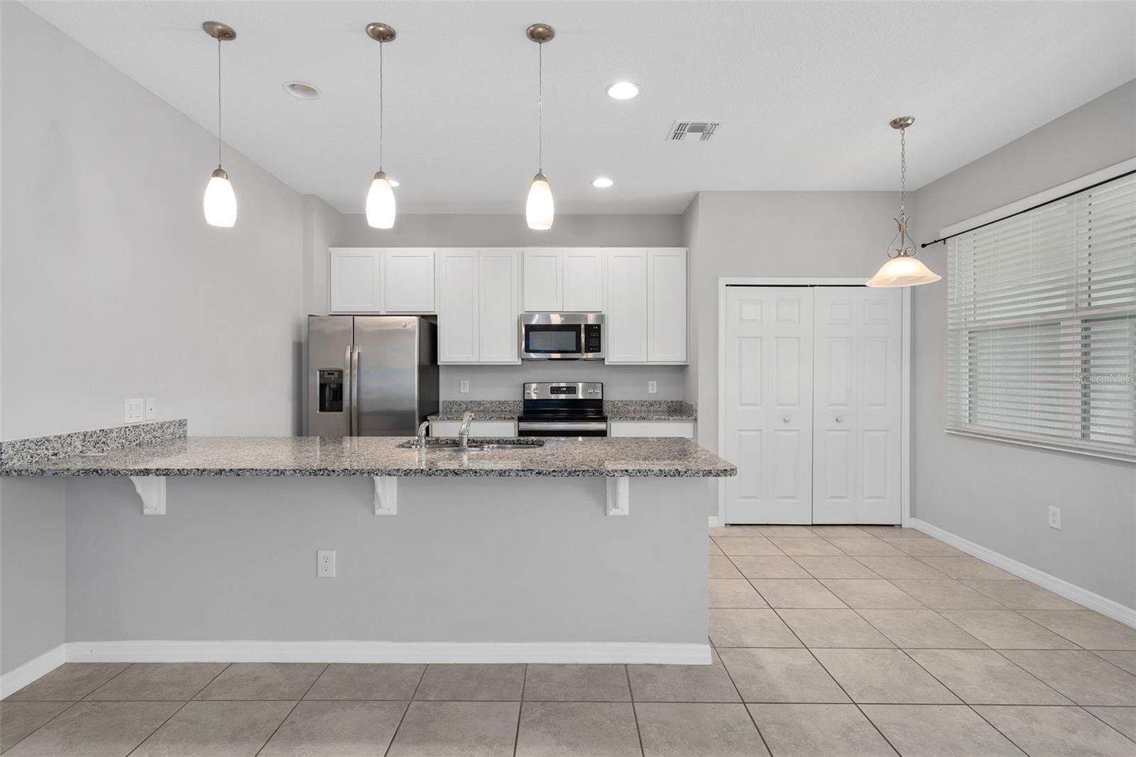 Image 12 of 38 For 1841 Overcup Avenue