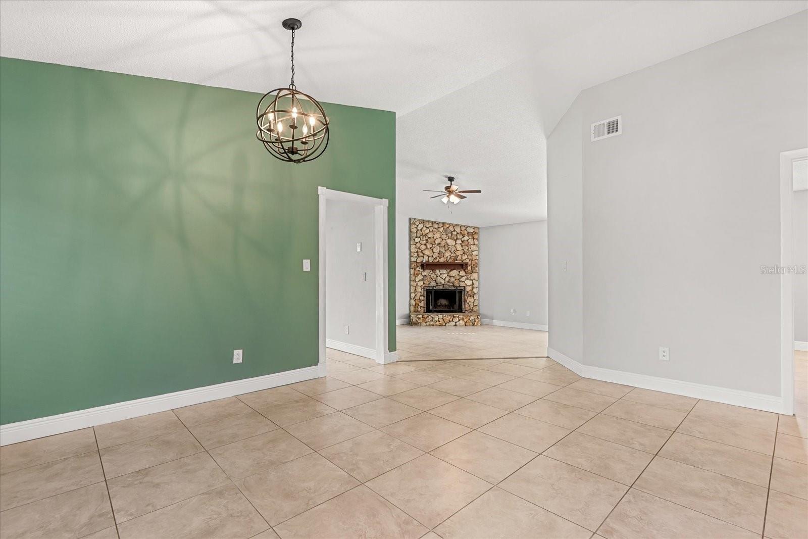 Image 3 of 21 For 1346 Palo Alto Court