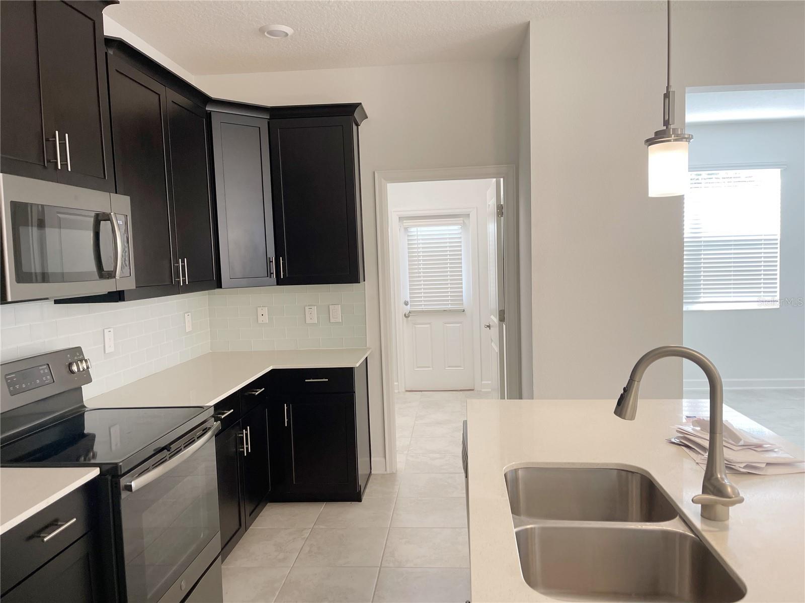 Image 16 of 50 For 11070 Longleaf Woods Drive