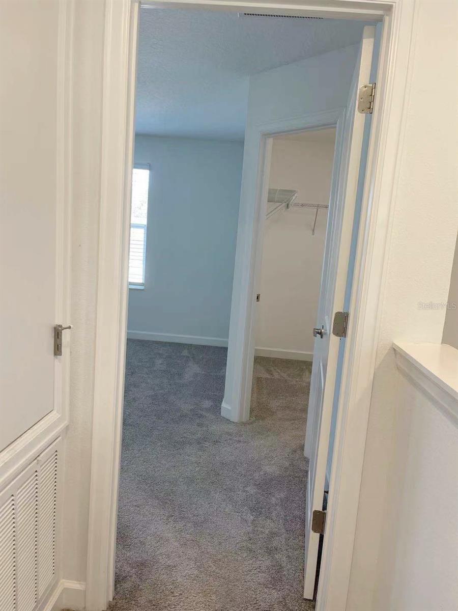 Image 30 of 50 For 11070 Longleaf Woods Drive