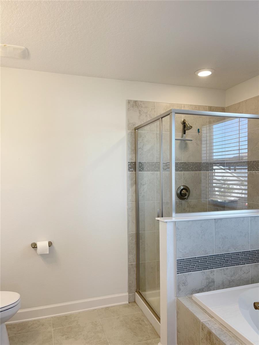 Image 36 of 50 For 11070 Longleaf Woods Drive