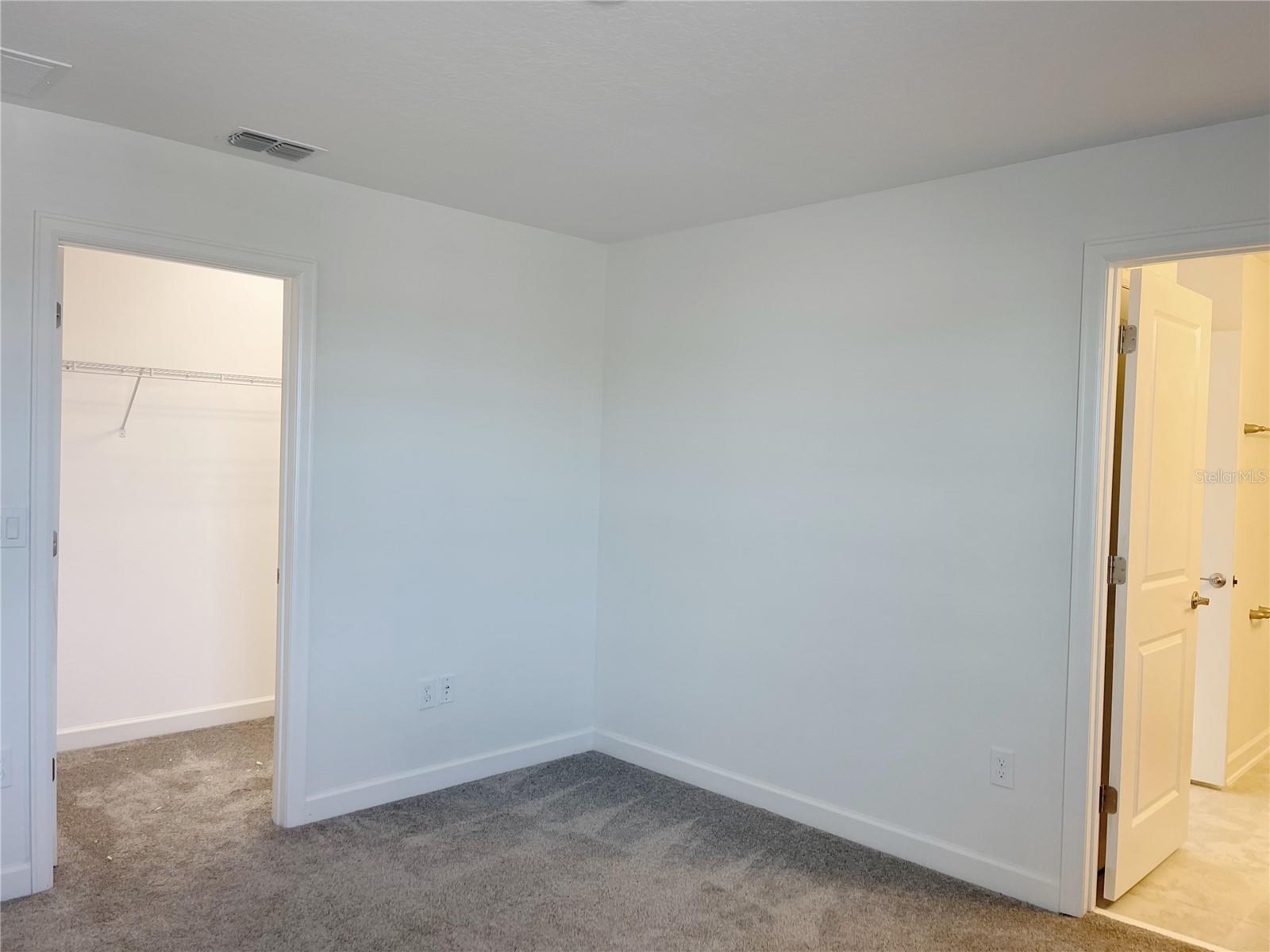 Image 39 of 50 For 11070 Longleaf Woods Drive