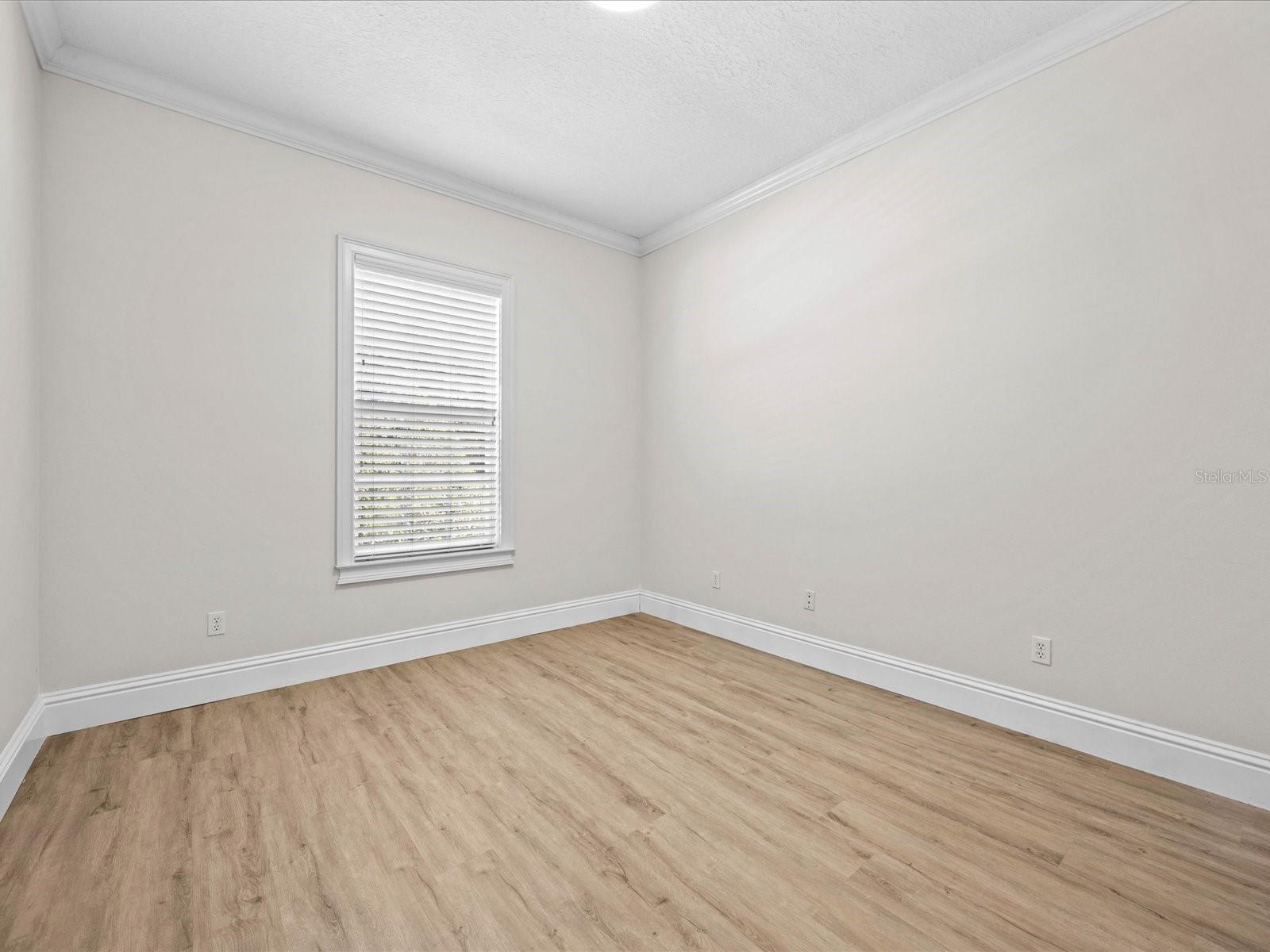 Image 11 of 50 For 5933 Caymus Loop