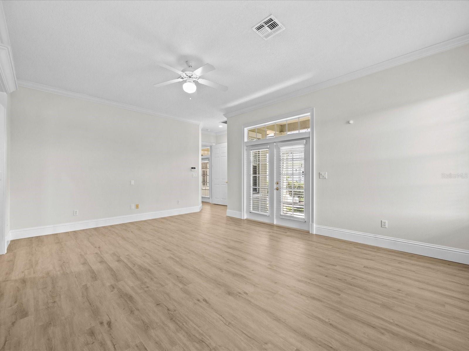 Image 14 of 50 For 5933 Caymus Loop