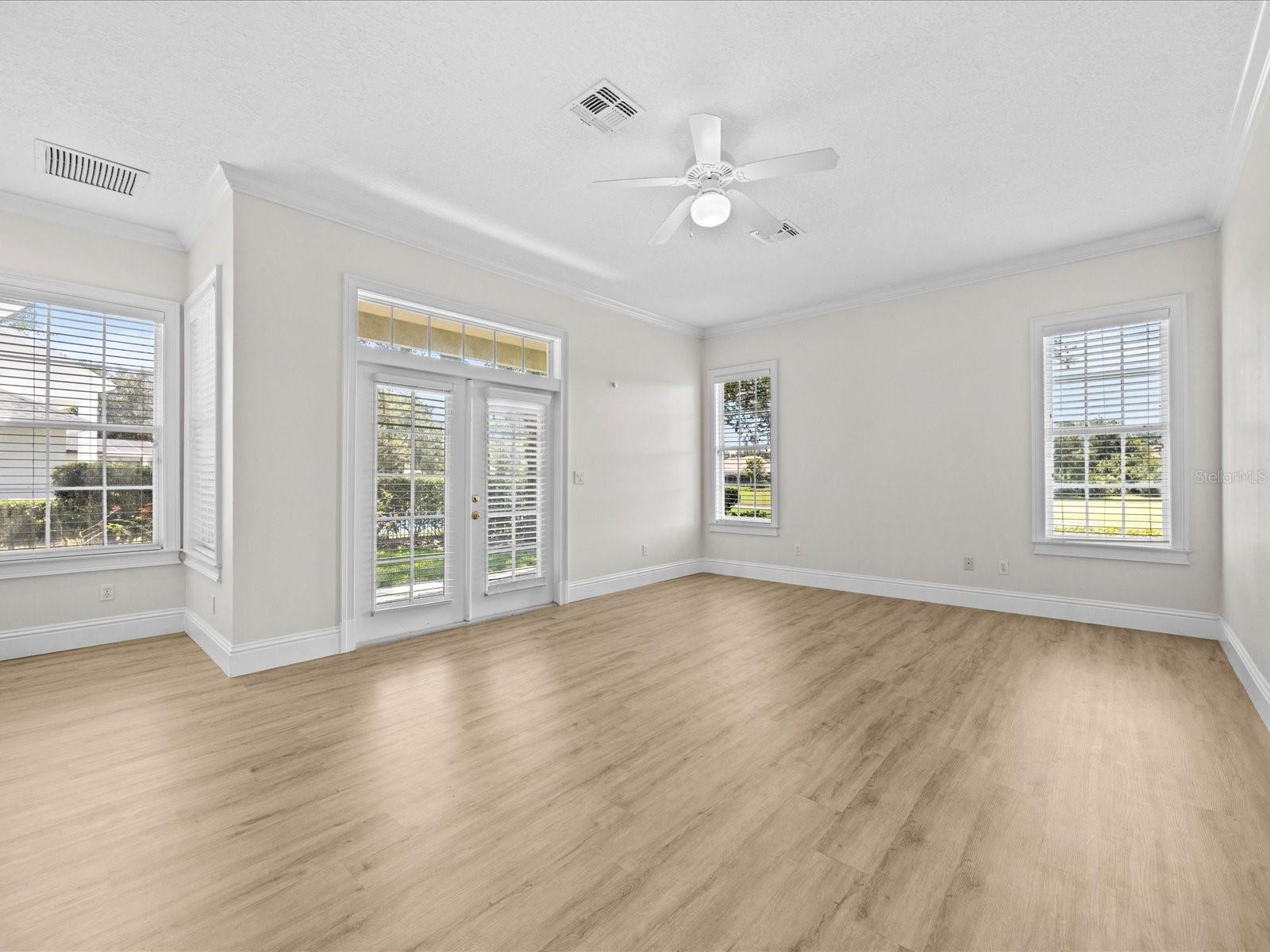 Image 15 of 50 For 5933 Caymus Loop