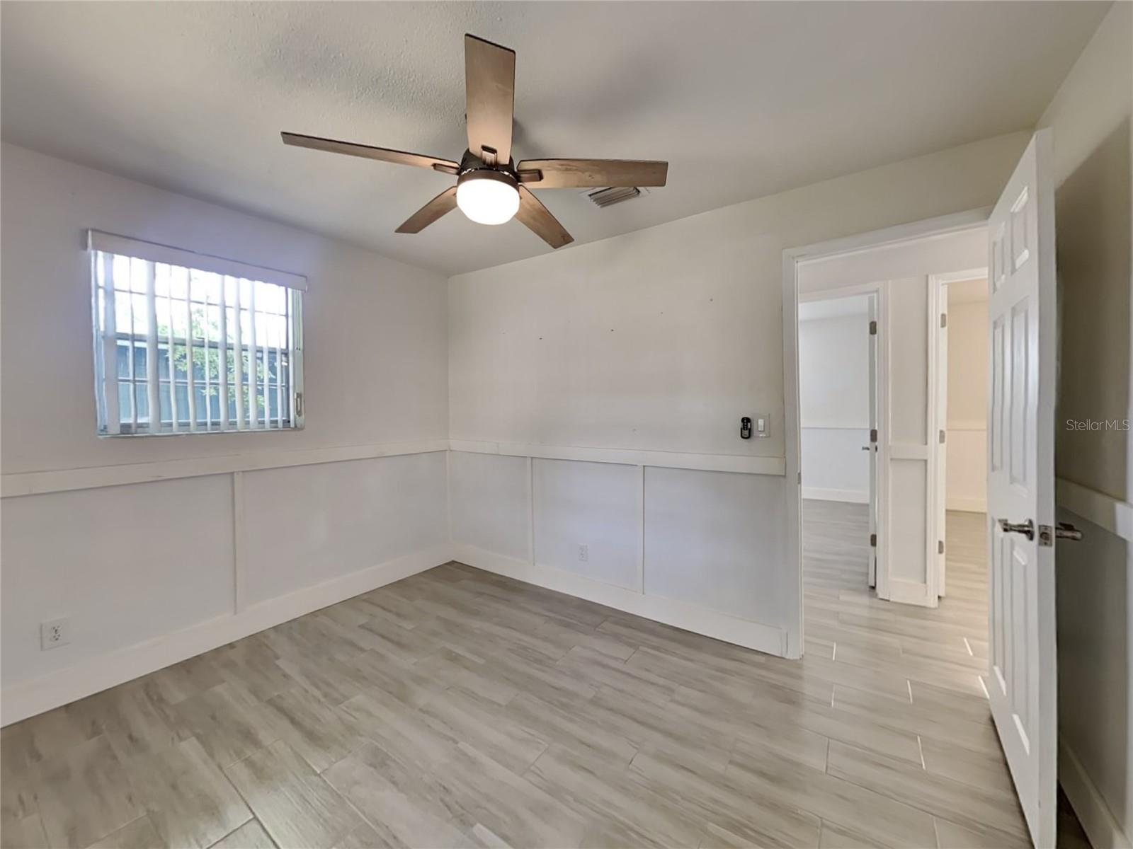 Image 10 of 16 For 512 Caroline Street