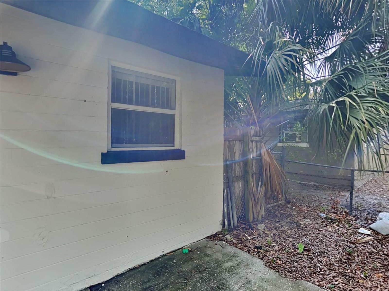 Image 12 of 16 For 512 Caroline Street