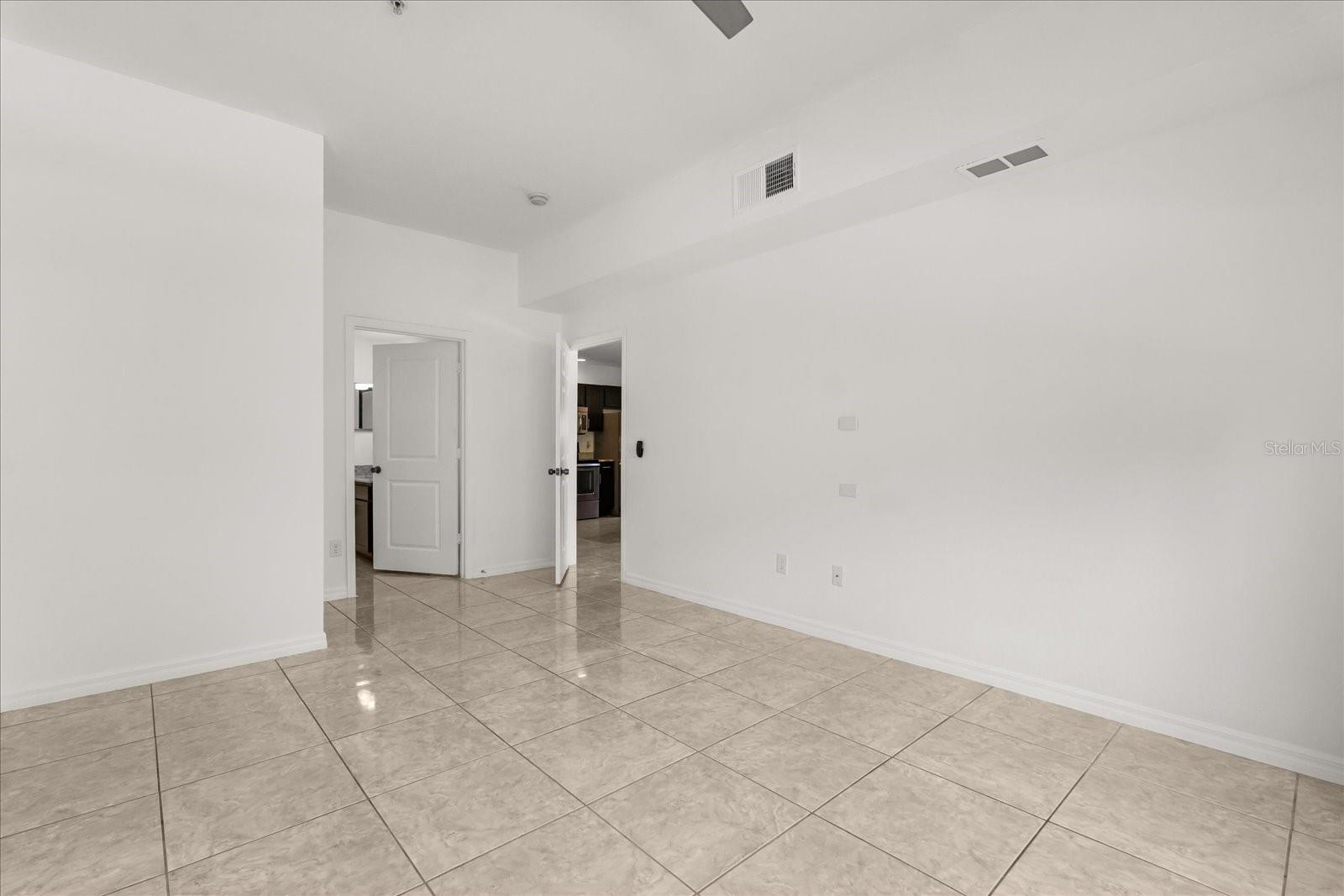 Image 11 of 42 For 2280 San Vital Drive 101