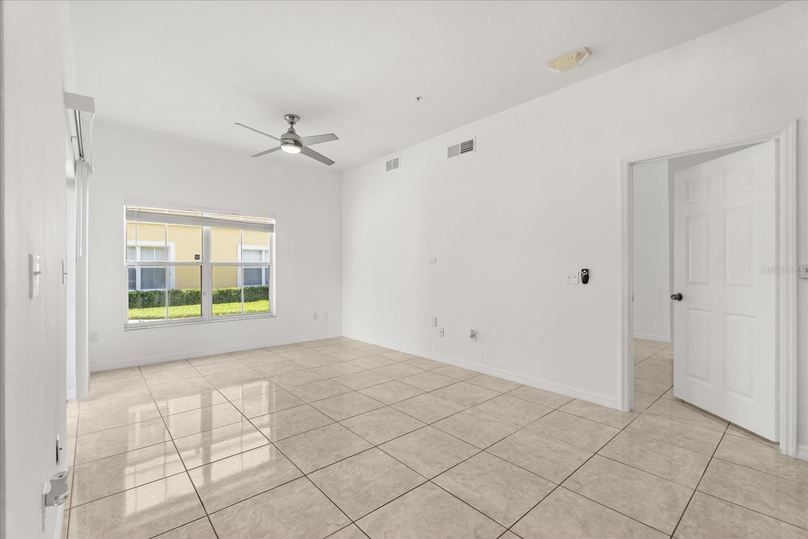 Image 4 of 42 For 2280 San Vital Drive 101