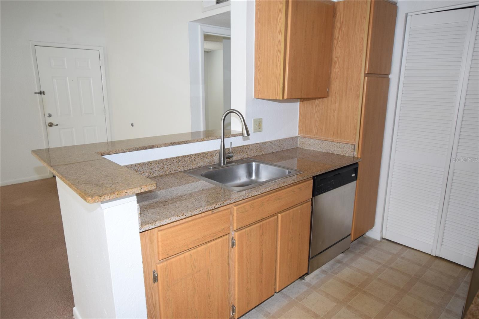 Image 12 of 28 For 11538 Westwood Boulevard 222