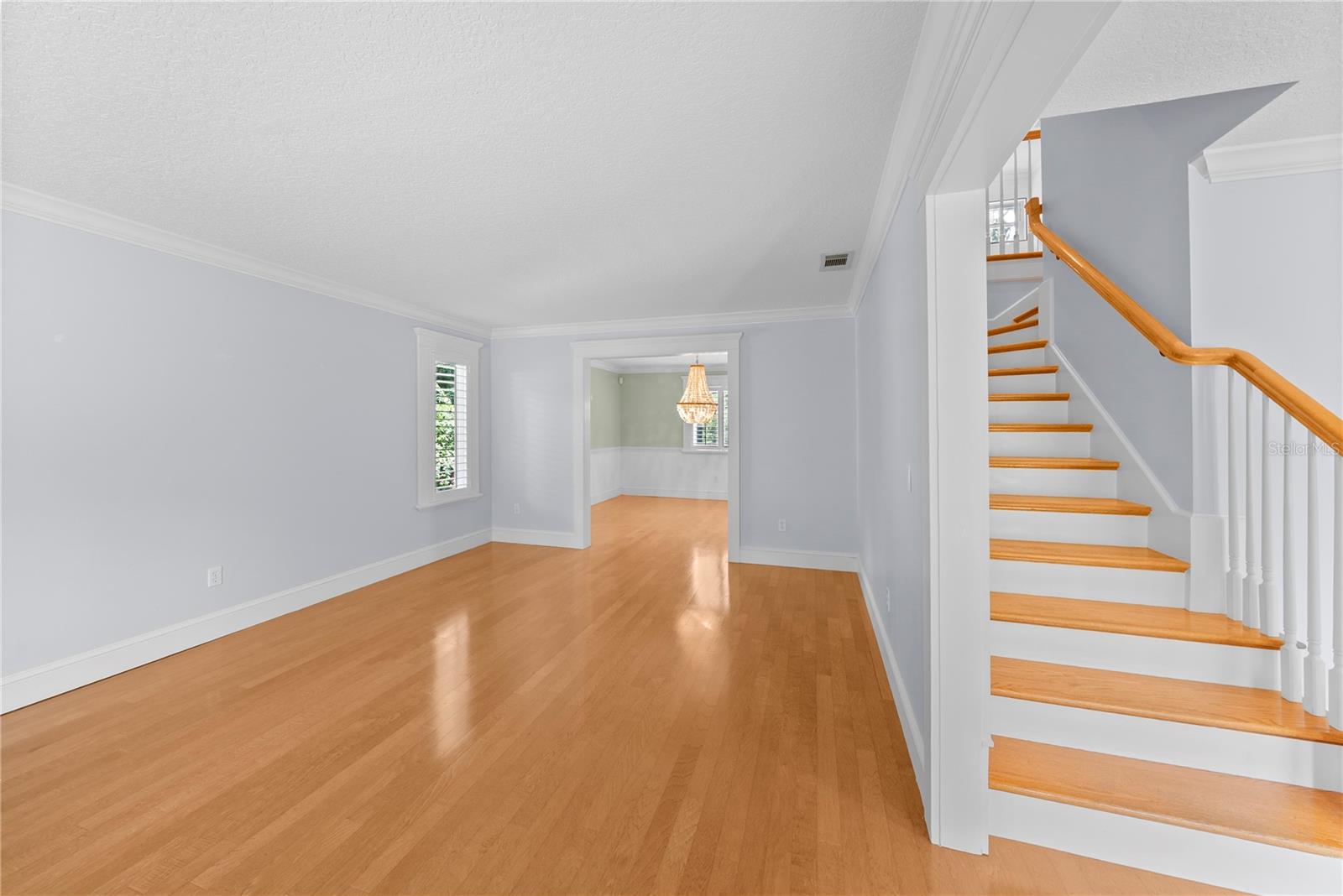 Image 13 of 39 For 2592 Westminster Terrace