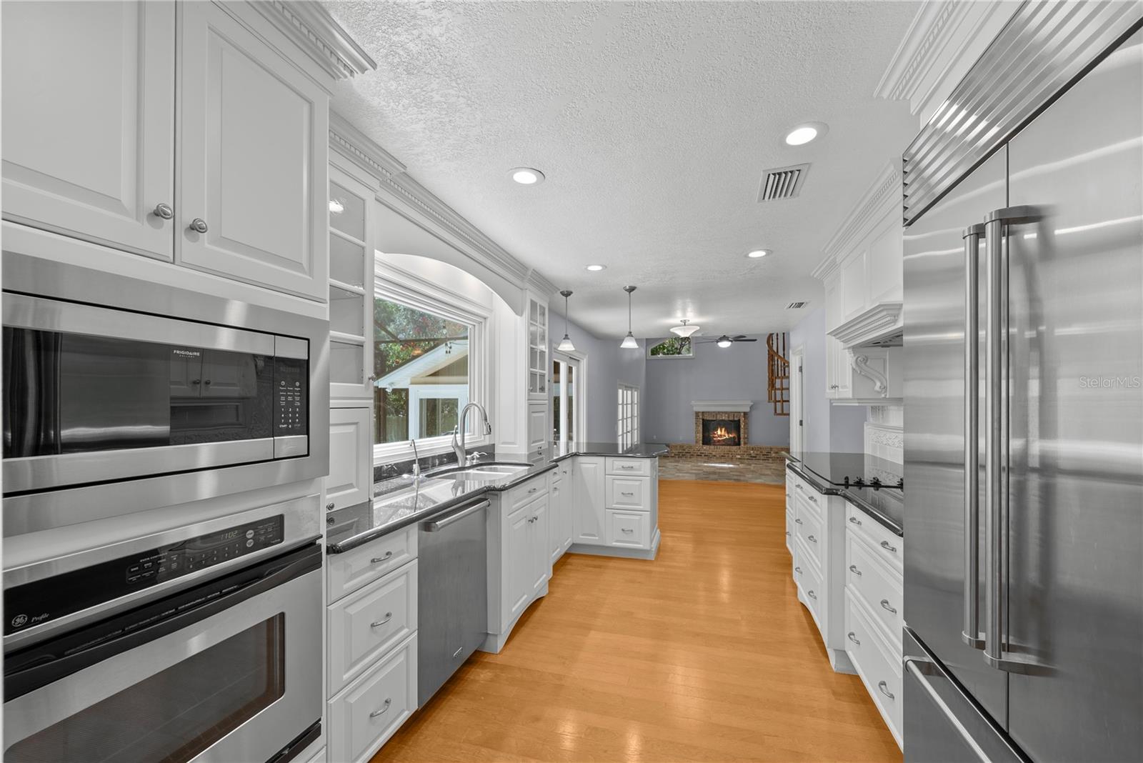 Image 2 of 39 For 2592 Westminster Terrace