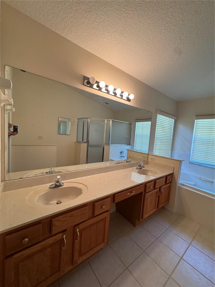 Image 16 of 33 For 3807 Plantation Boulevard