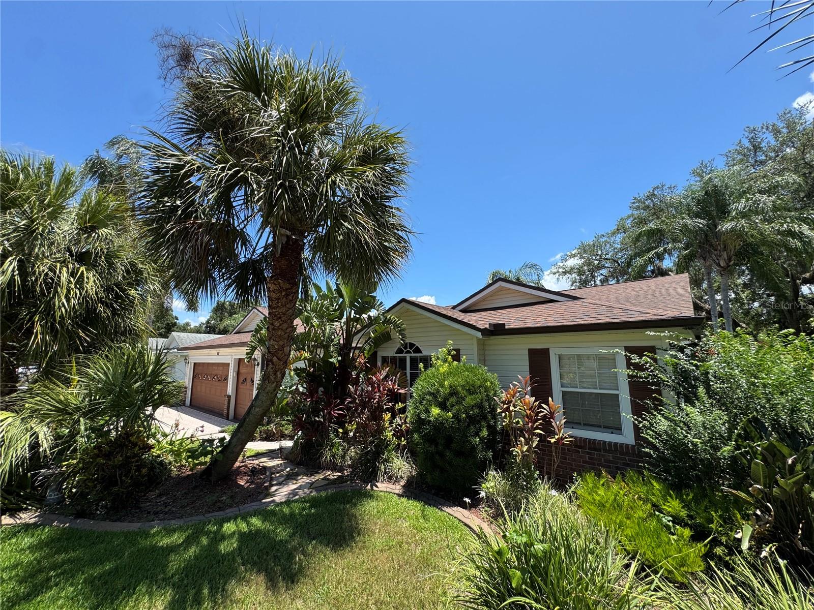 Image 3 of 33 For 3807 Plantation Boulevard