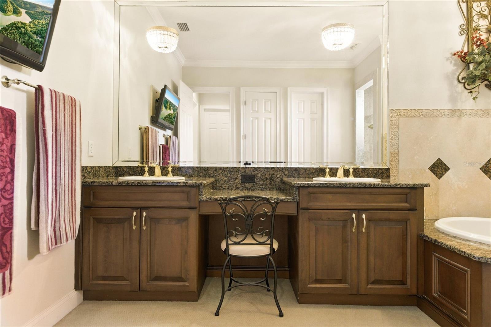 Image 35 of 66 For 9210 Tibet Pointe Circle