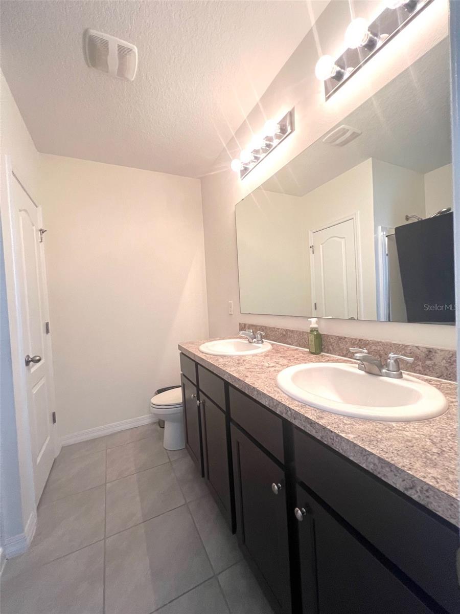 Image 13 of 17 For 9033 Alba Lane