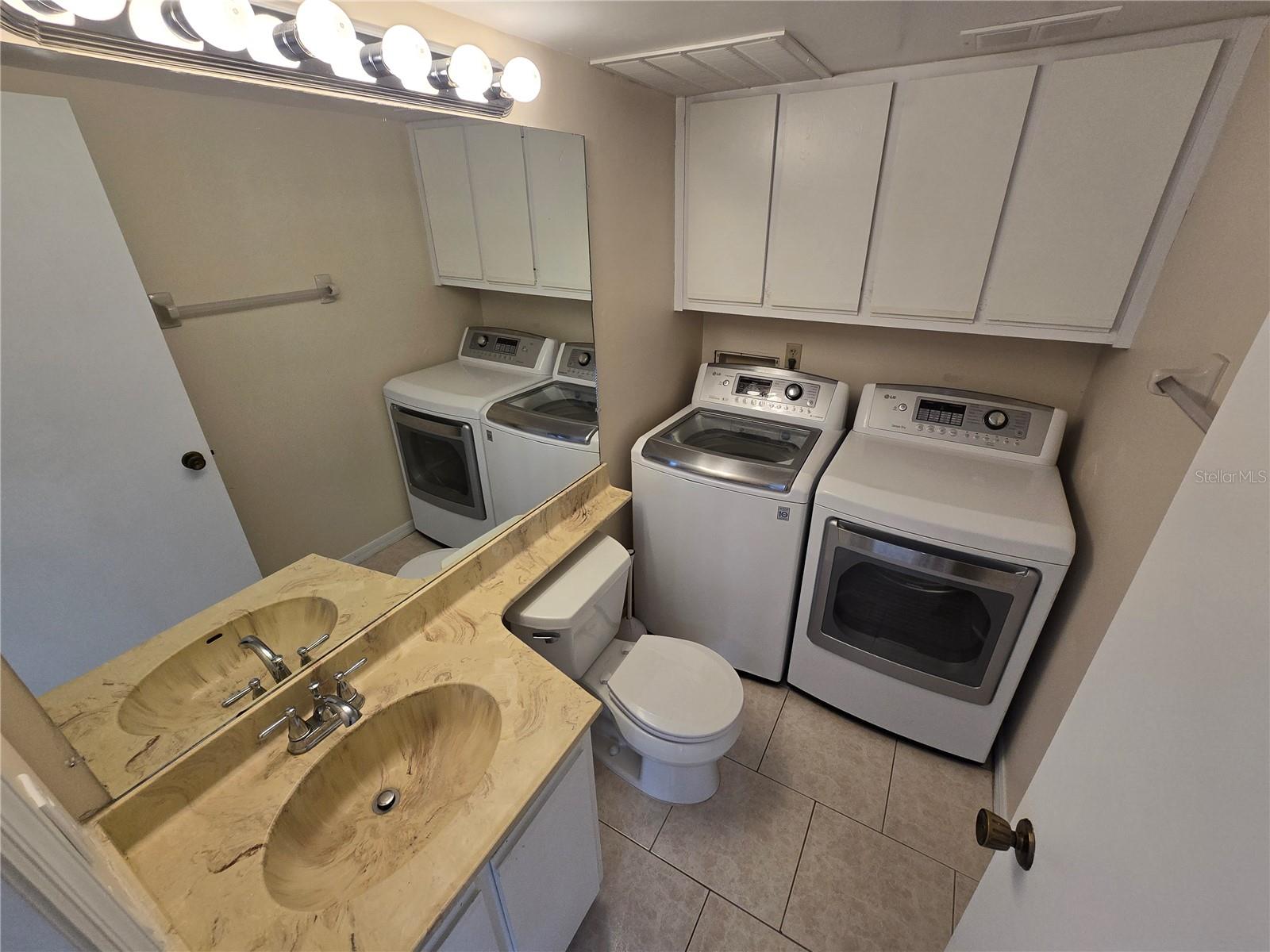 Image 14 of 27 For 5288 Cypress Court 439