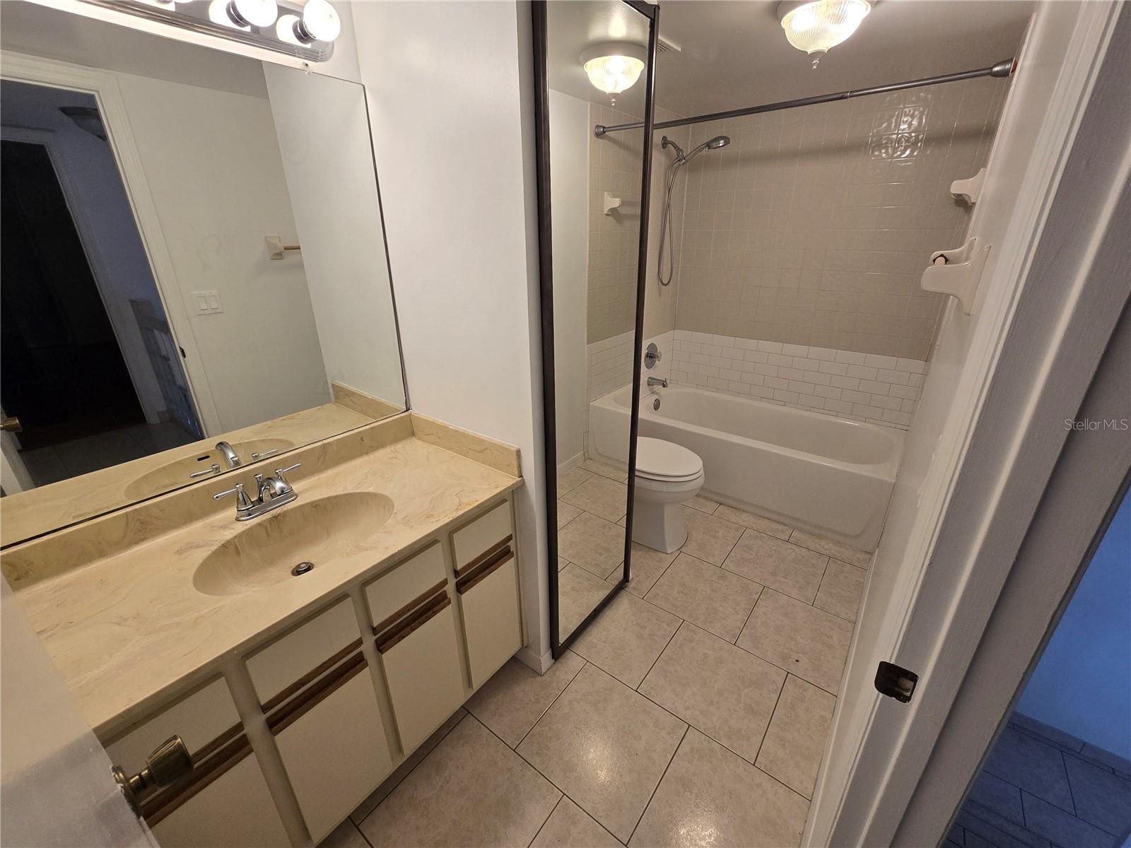 Image 19 of 27 For 5288 Cypress Court 439