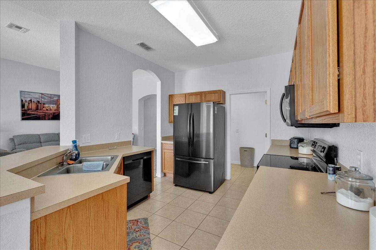 Image 15 of 40 For 1101 Hampton Drive