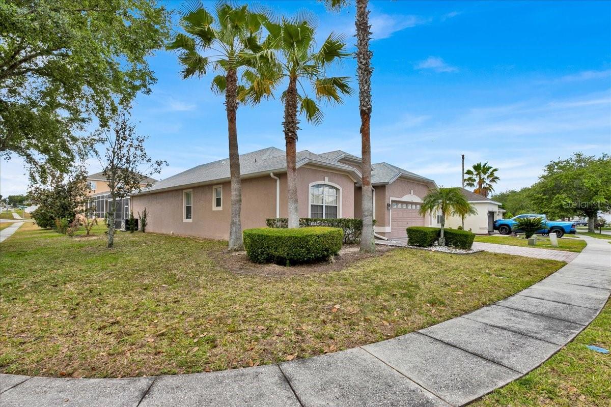Image 3 of 40 For 1101 Hampton Drive