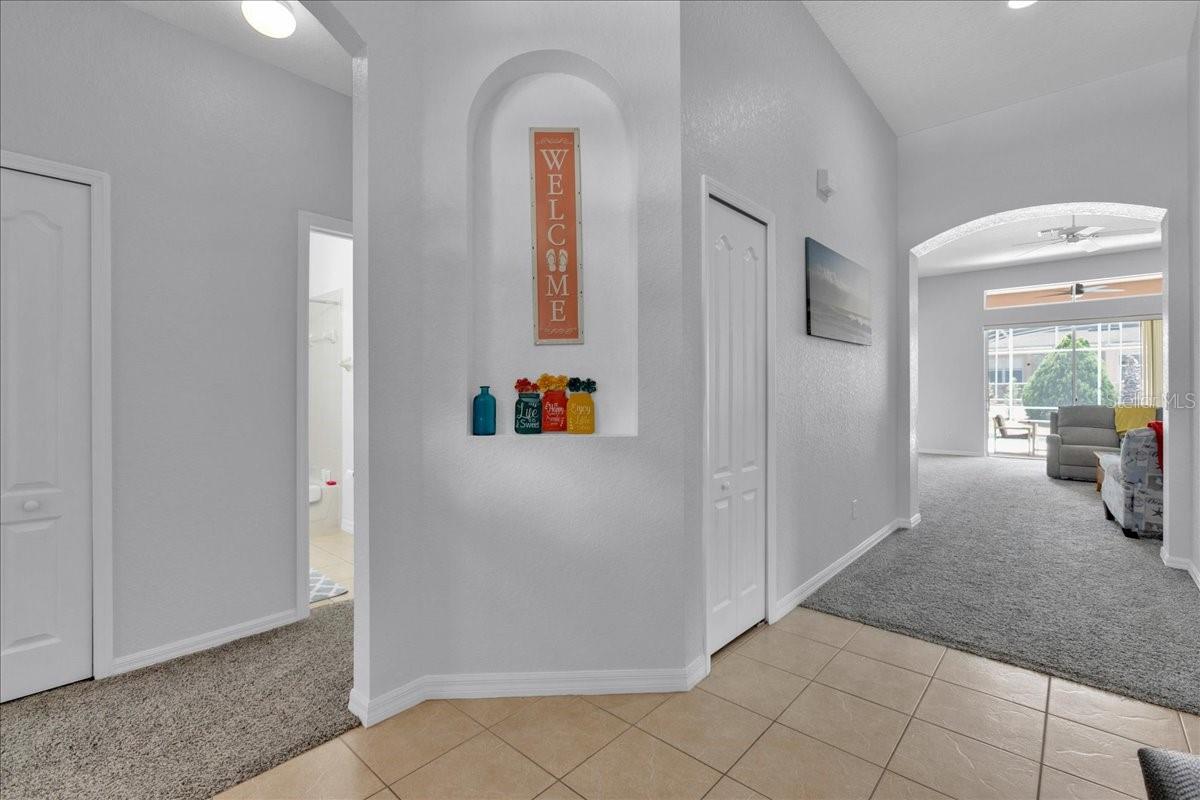 Image 5 of 40 For 1101 Hampton Drive