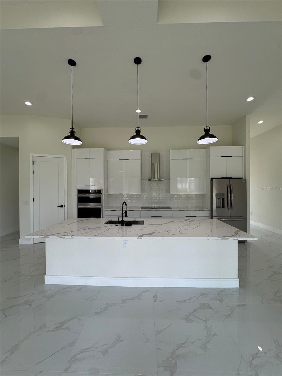 Image 2 of 13 For 16475 Hillsborough Boulevard
