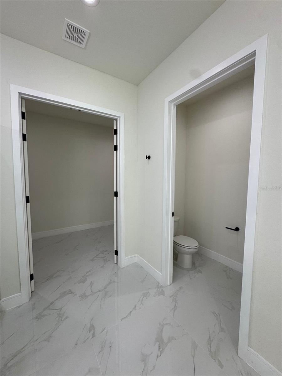 Image 5 of 13 For 16475 Hillsborough Boulevard