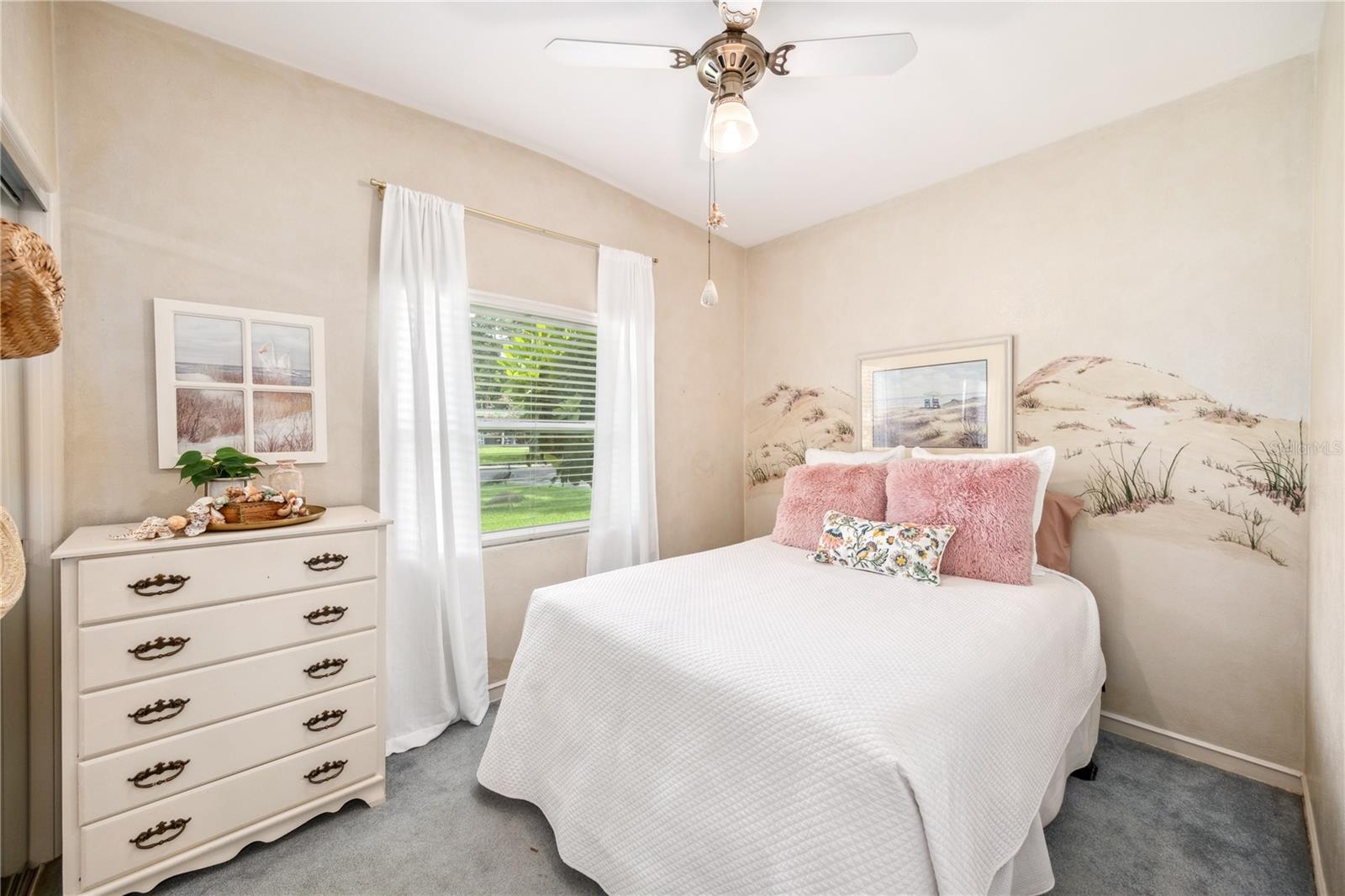 Image 15 of 23 For 4106 Alverado Street