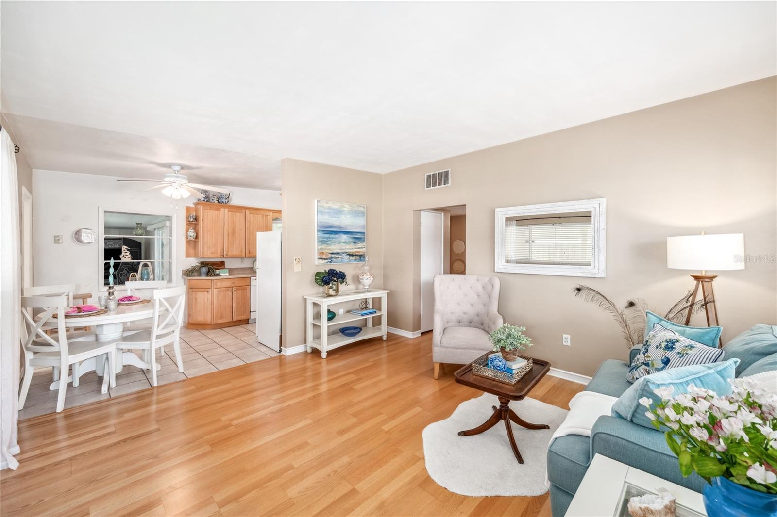 Image 4 of 23 For 4106 Alverado Street