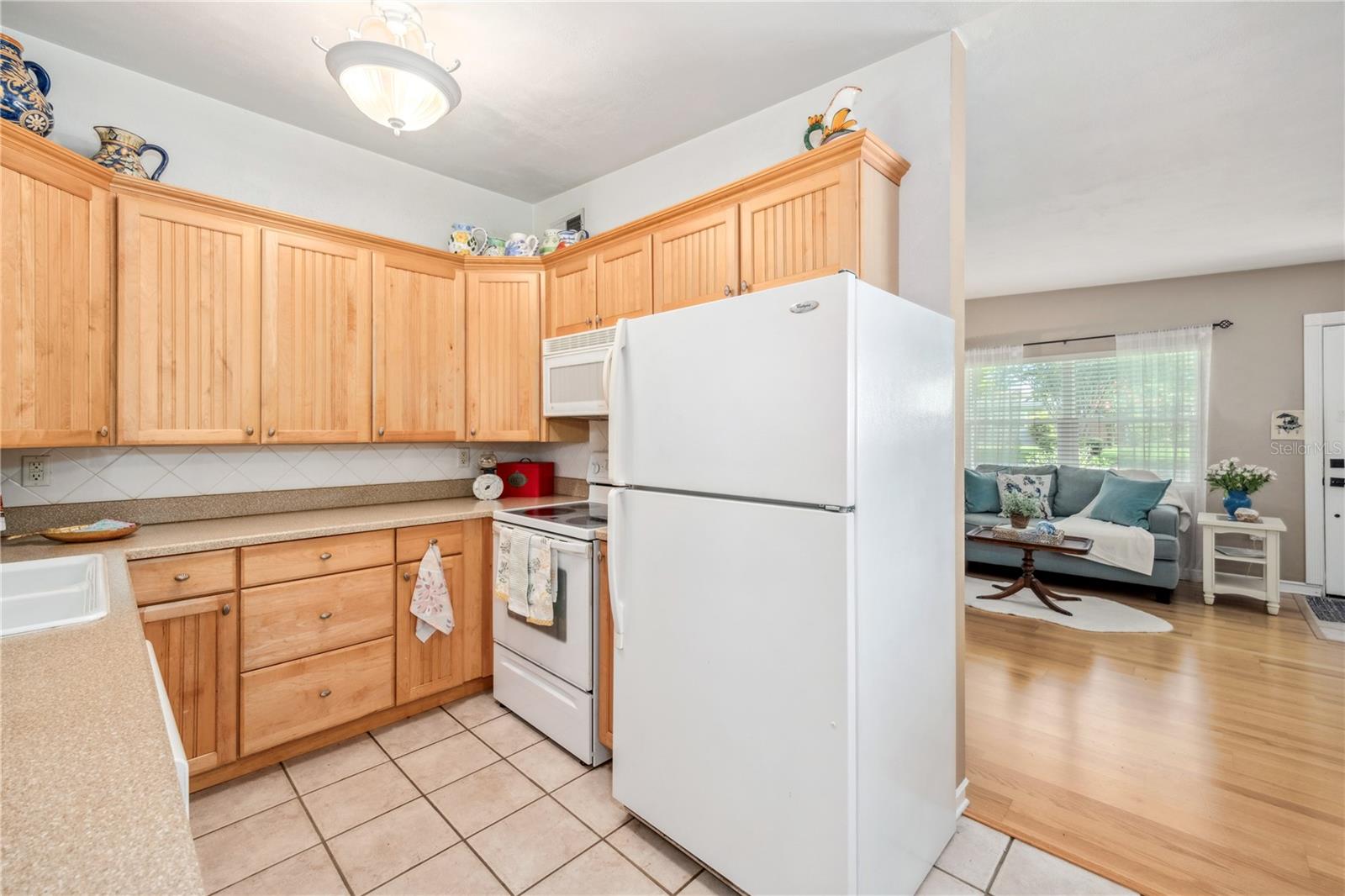 Image 7 of 23 For 4106 Alverado Street