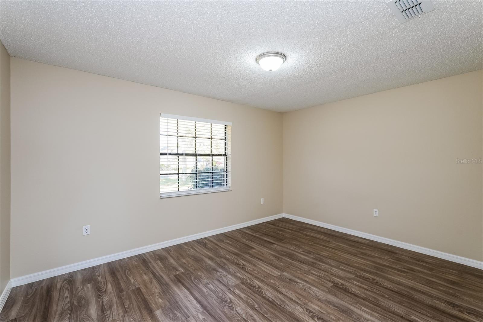 Image 11 of 16 For 3460 Tomahawk Avenue