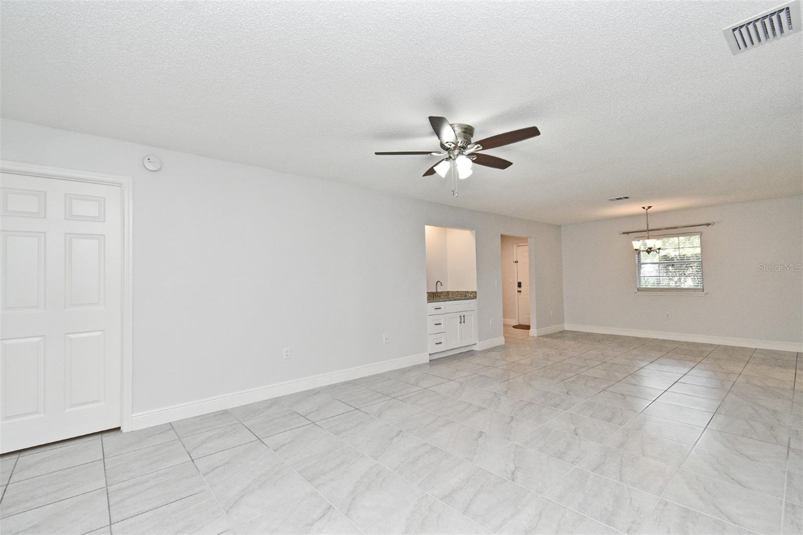Image 5 of 22 For 7104 Olympia Court 7104