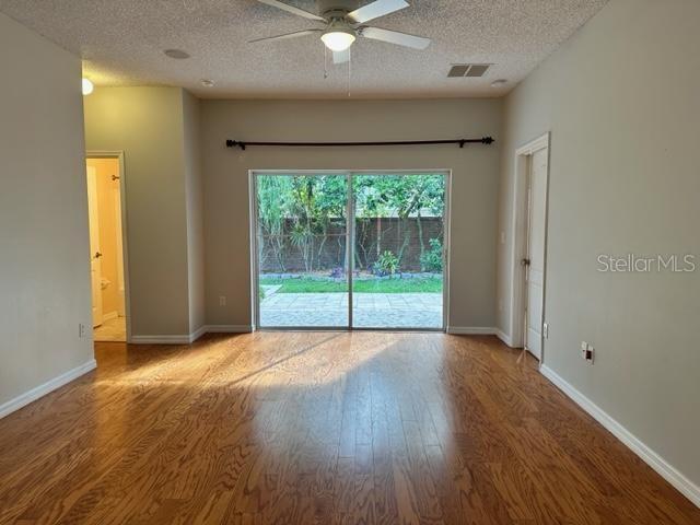 Image 4 of 14 For 4963 Waterside Pointe Circle
