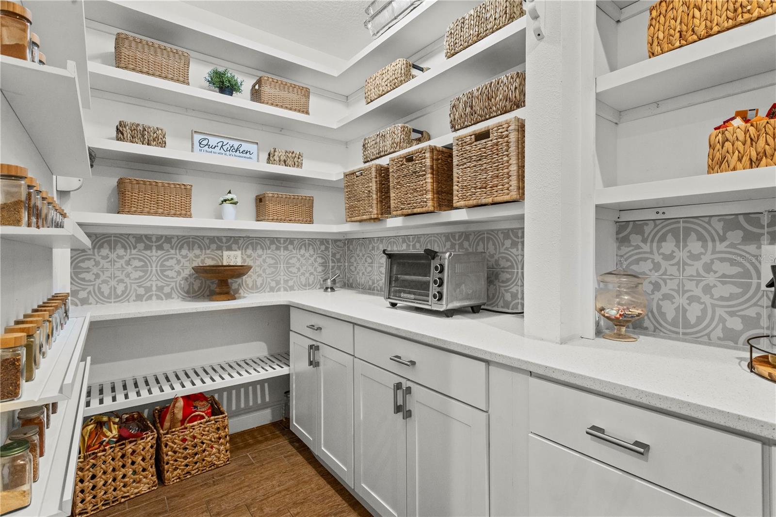 Image 17 of 78 For 8434 Chilton Drive