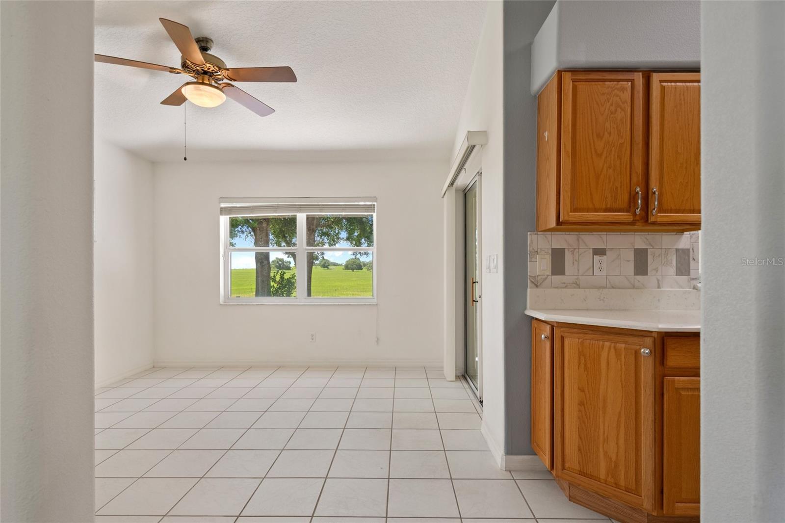 Image 10 of 42 For 21144 Royal St Georges Lane