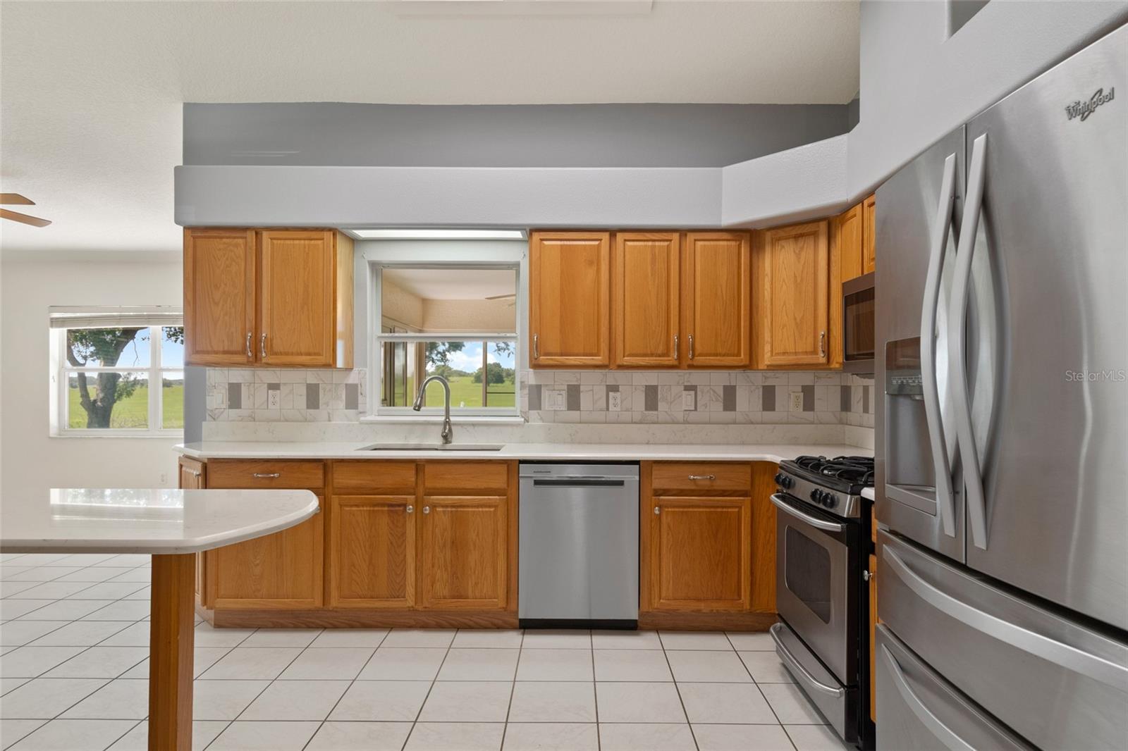 Image 17 of 42 For 21144 Royal St Georges Lane