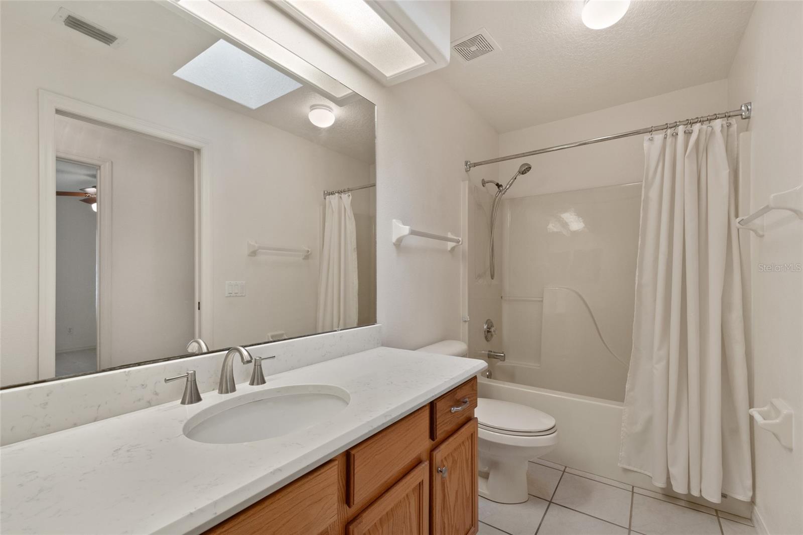 Image 32 of 42 For 21144 Royal St Georges Lane