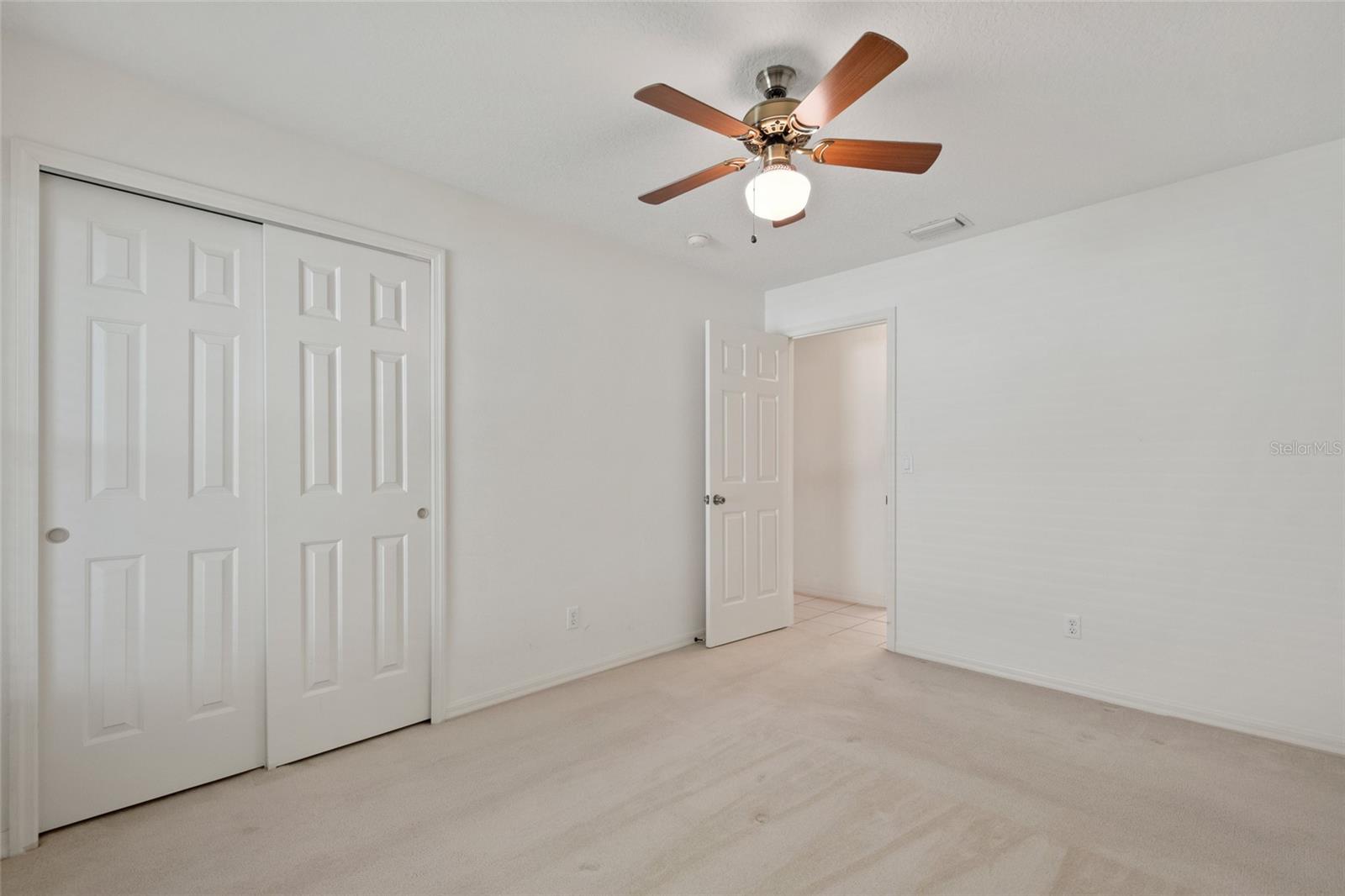 Image 34 of 42 For 21144 Royal St Georges Lane