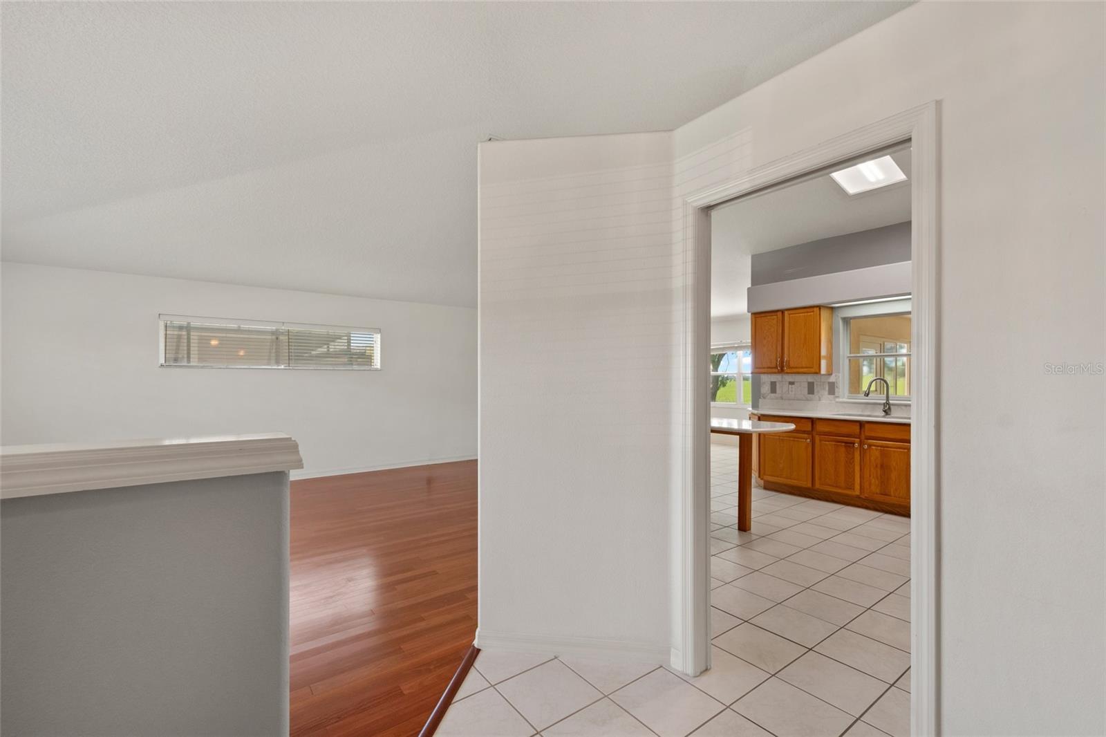 Image 6 of 42 For 21144 Royal St Georges Lane