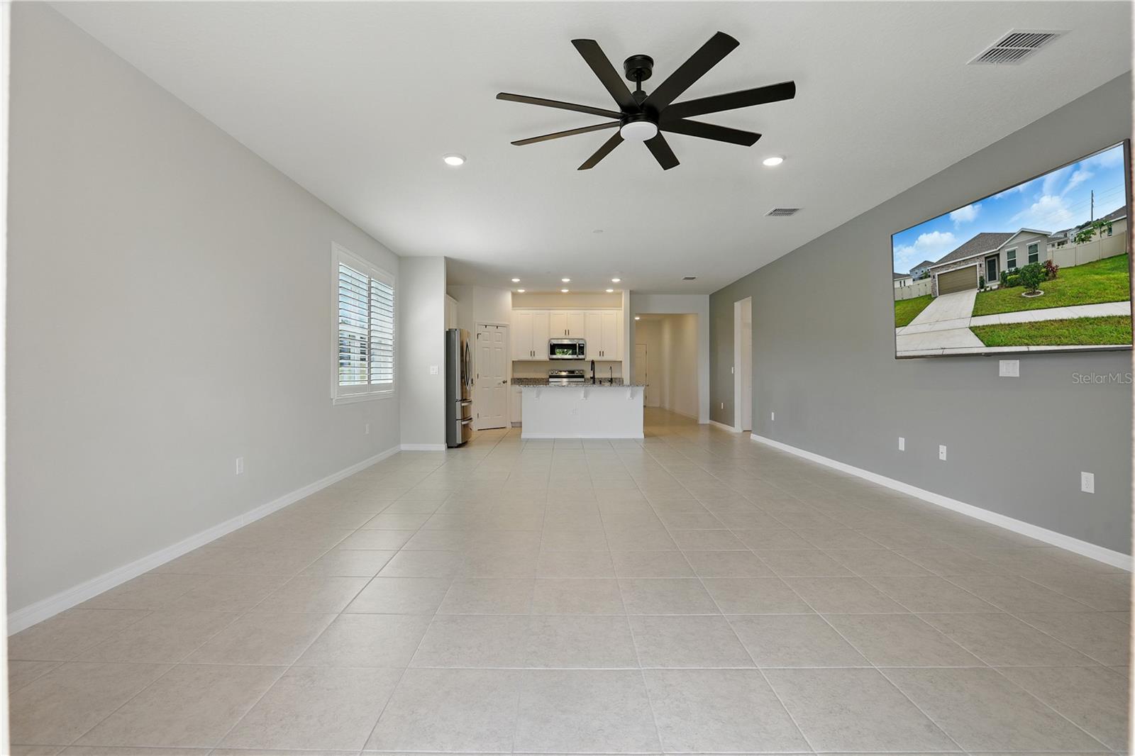 Image 13 of 41 For 24401 Sunnys Halo Way