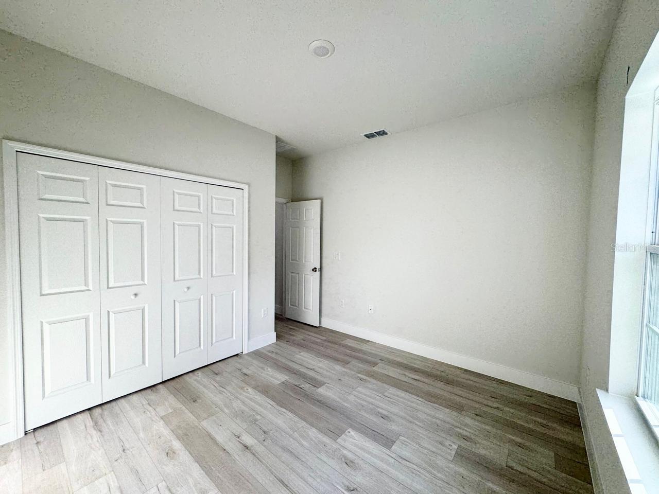 Listing photo id 19 for 8051 Pinkinz Way