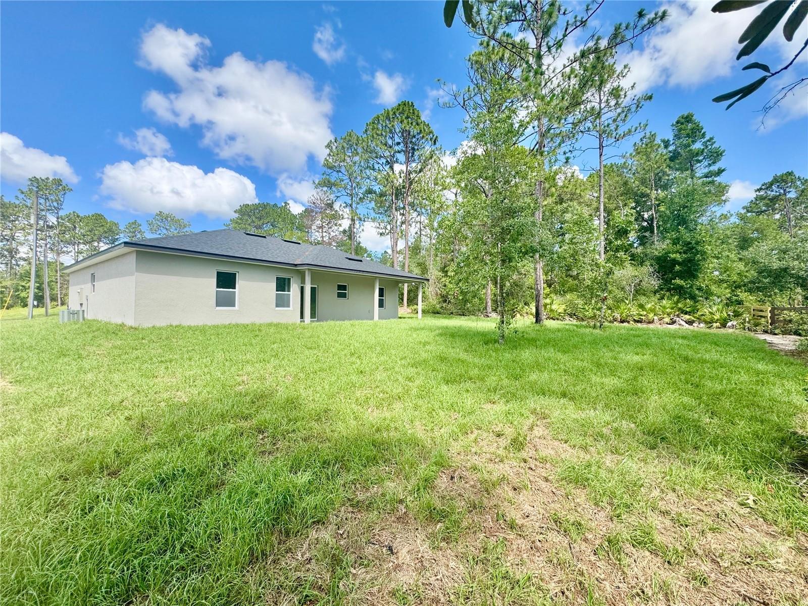 Listing photo id 6 for 8051 Pinkinz Way