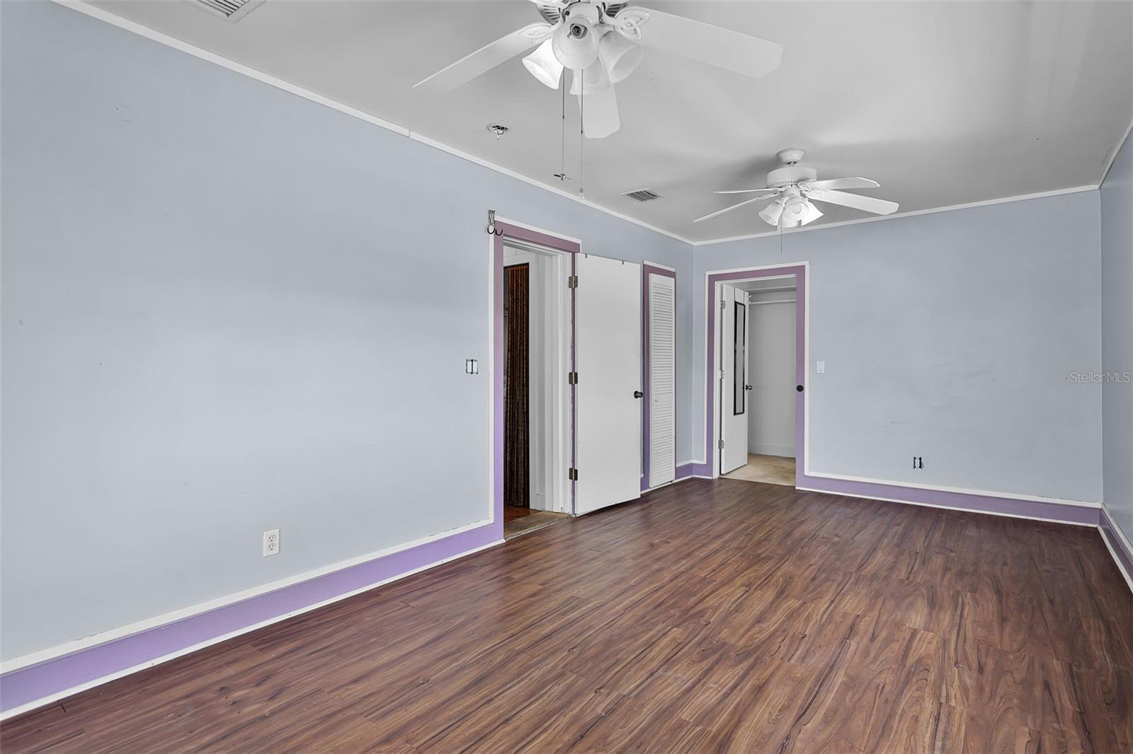 Image 17 of 46 For 19105 Whispering Pines Drive