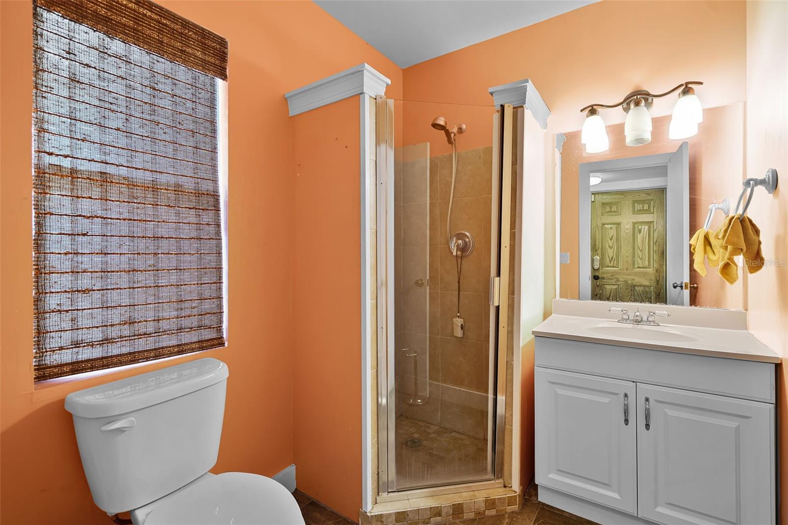 Image 22 of 46 For 19105 Whispering Pines Drive