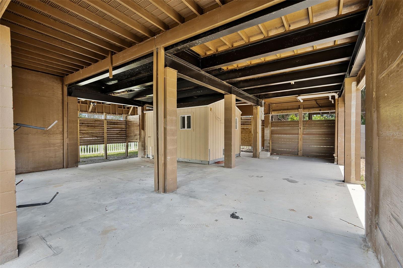 Image 25 of 46 For 19105 Whispering Pines Drive