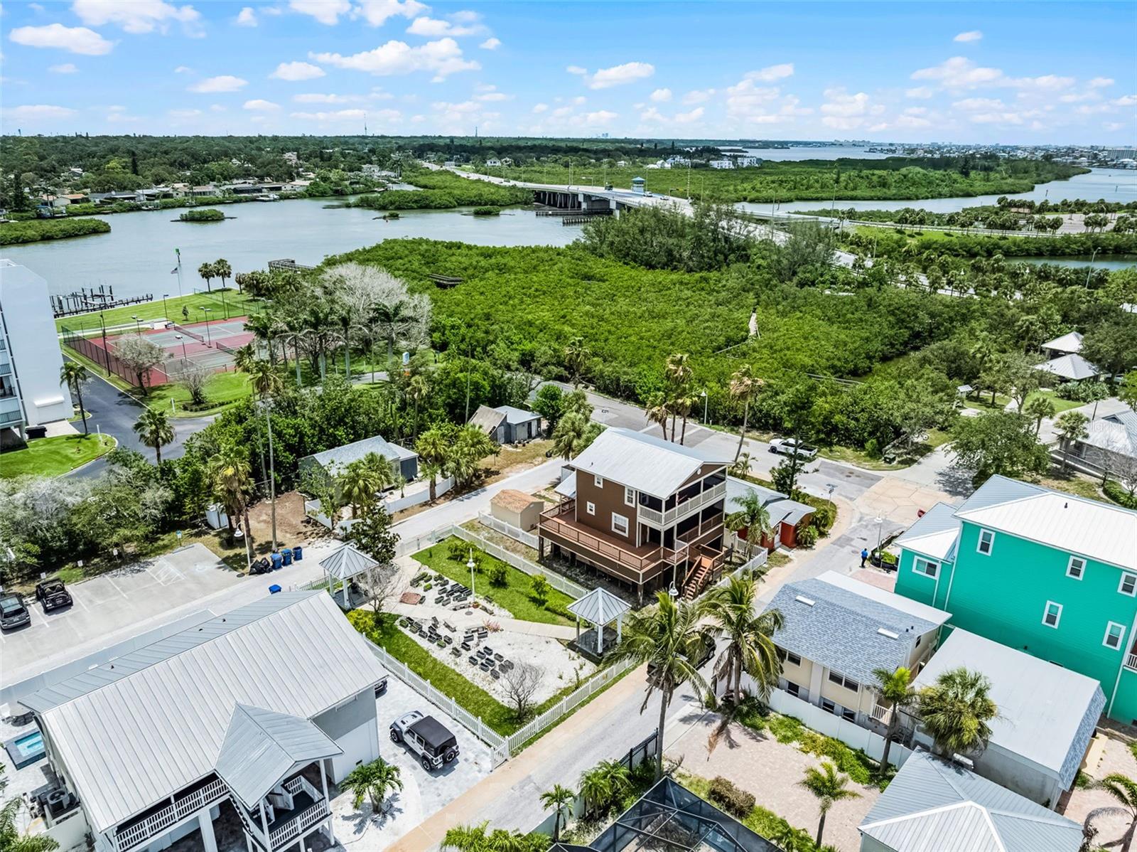 Image 39 of 46 For 19105 Whispering Pines Drive
