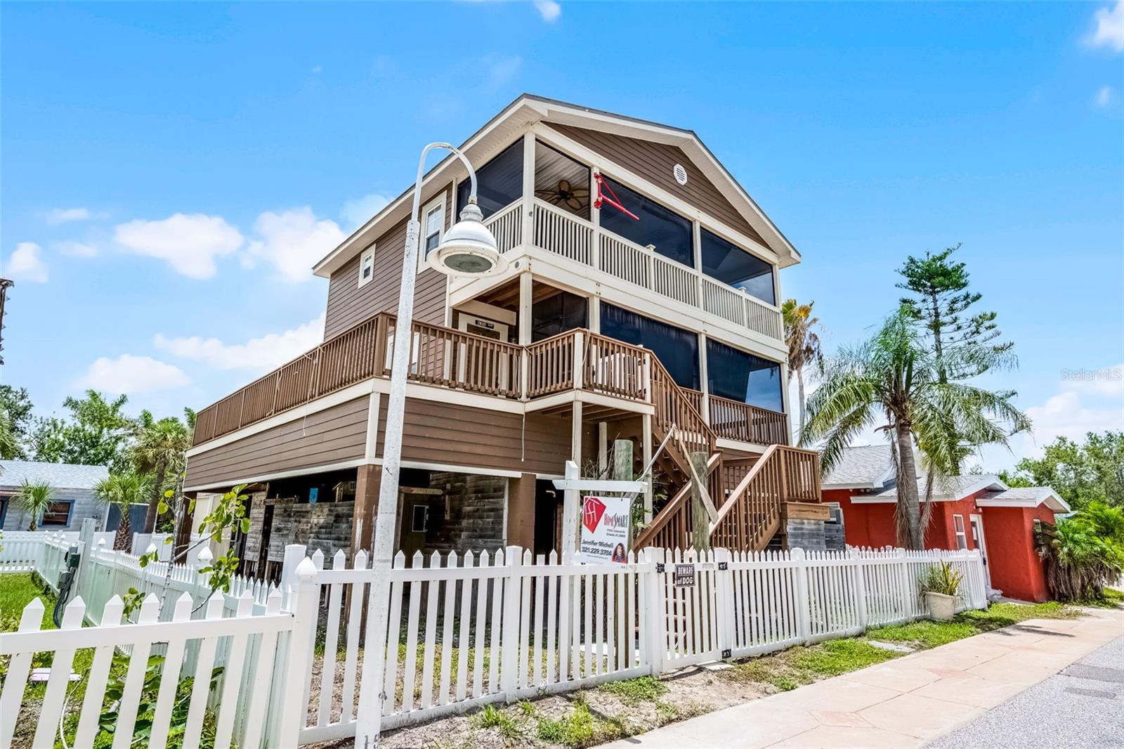 Image 5 of 46 For 19105 Whispering Pines Drive