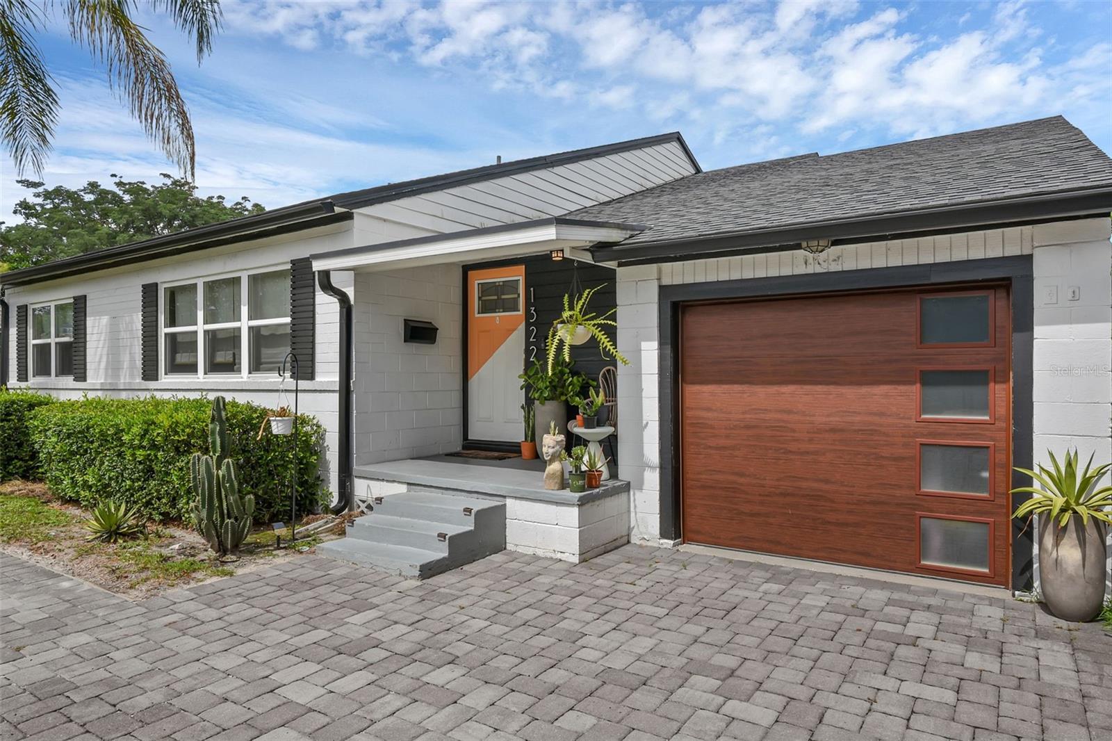 Image 5 of 58 For 1322 Bumby Avenue